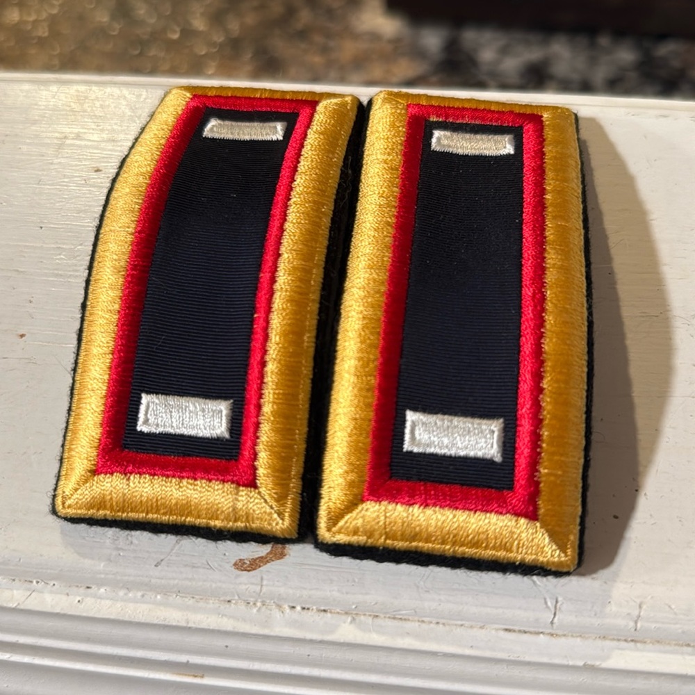 Army Adjutant General 1LT Shoulder Boards Marlow White Officer ASU